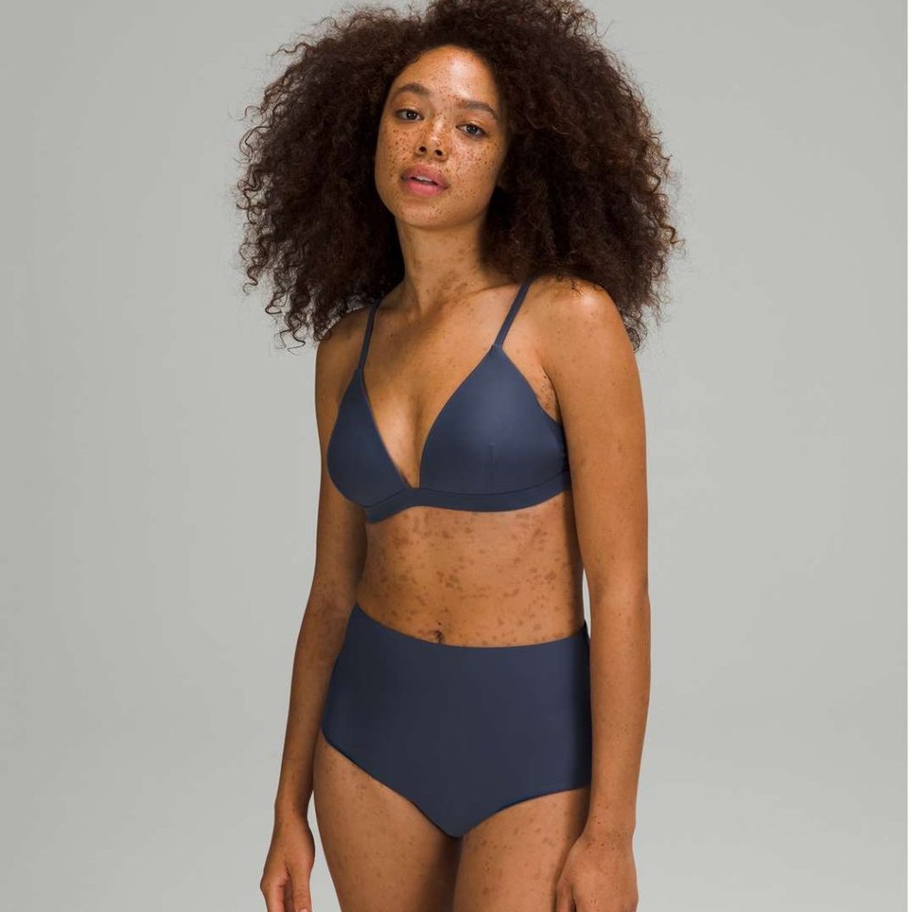 NWT - Lululemon Waterside Swim Top C Straight Strap